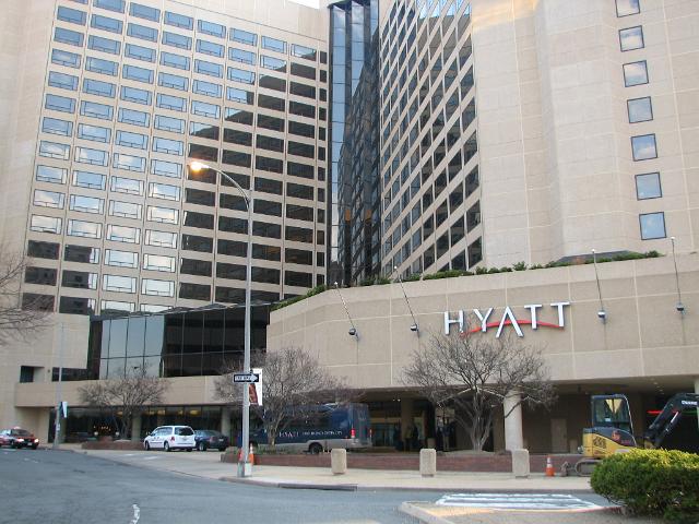 IMG_6824.JPG - The 61st Annual Capital District Key Club District Convention was held at the elegant Hyatt Regency Crystal City in Arlington, Virginia, March 19th -21st,  2010 with the largest attendance ever.  Over 975 Key Clubbers, Kiwanians, advisors and guests came to share the fun and learning experiences of this Annual Leadership Conference at the spacious hotel complex.