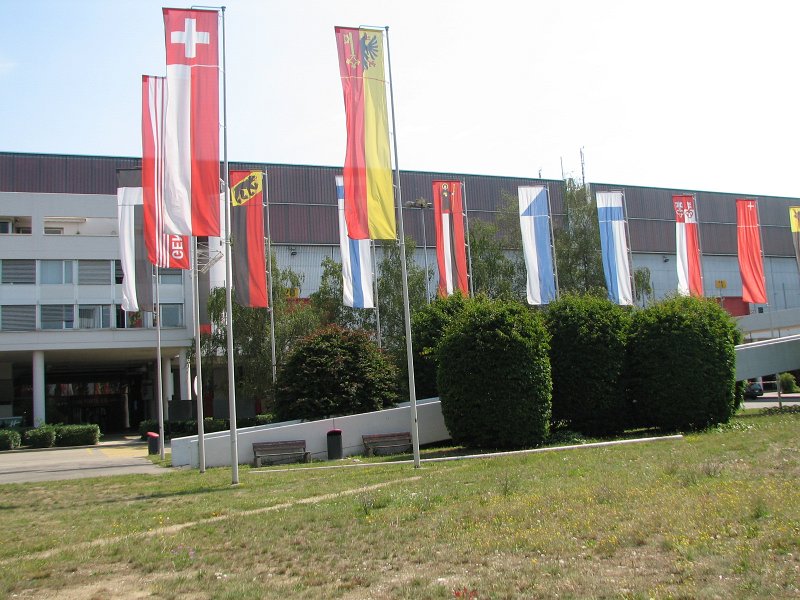 IMG_2649.jpg - Let me give you just a taste, an outline of the events as the Convention unfolds with selected highlights.  Many of you have been to KICONs in North America or even abroad.  The convention was held in the Geneva Palexpo, a very large convention center with a large exhibit hall and many meeting rooms for workshops & special sessions.