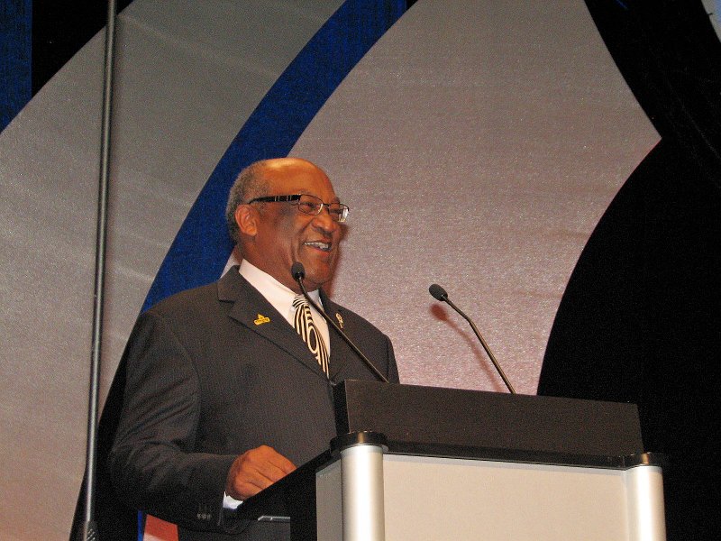 IMG_2712.jpg - Our 2010-2011 Kiwanis International President Sylvester 