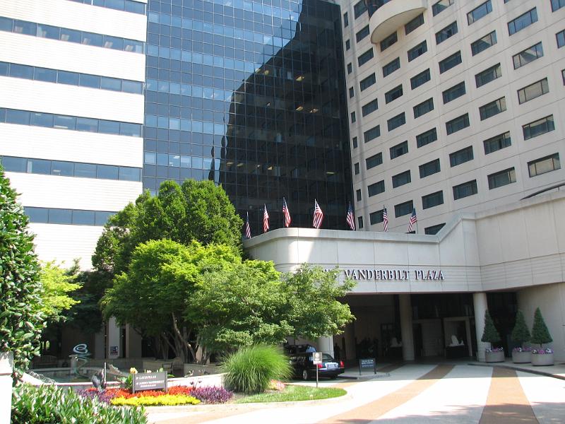 IMG_3648.JPG - The Loews Vanderbilt Plaza Hotel is convention headquarters for the Capital District and the New England District.  It’s new and elegant.  KI provided buses to the Nashville Convention Center all day.