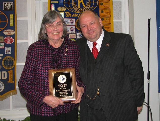 IMG_6336.JPG - Club Kiwanian of the Year is a great honor to be worthy of receiving.  Immediate Past President Bob Parks makes the 2008-2009 Kiwanian of the Year award for the Kiwanis Club of Waldorf to (now) LG Millie Krimelmeyer.  Congratulations!