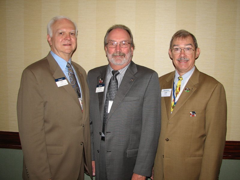 IMG_1892.JPG - KI Trustee Jerry Pueler, KI Trustee and Cap. Dist Counselor Dr. John Button, Gov. Don Dudey.