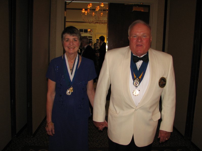 136.JPG - 2010-2011 Capital District Governor and First Lady, Tom and Lin Varner