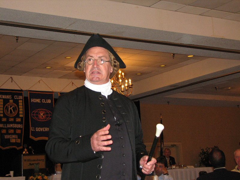 IMG_5100.JPG - A visit to Williamsburg would not be complete without an address by one of our Founding Fathers. Patrick Henry, elected Governor of the Virginia Commonwealth, portrayed by Richard Schumann, brought us back to the days of the bitter dispute between colonial Virginia and the British Crown. Politics and Freedom. Still going on: the nature of democracy.